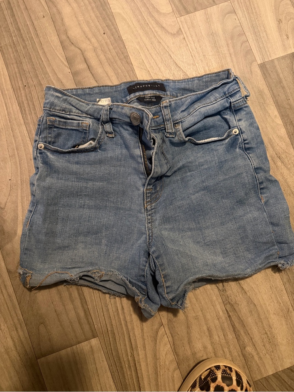 Aeropostale Light Wash Denim Cutoff Shorts